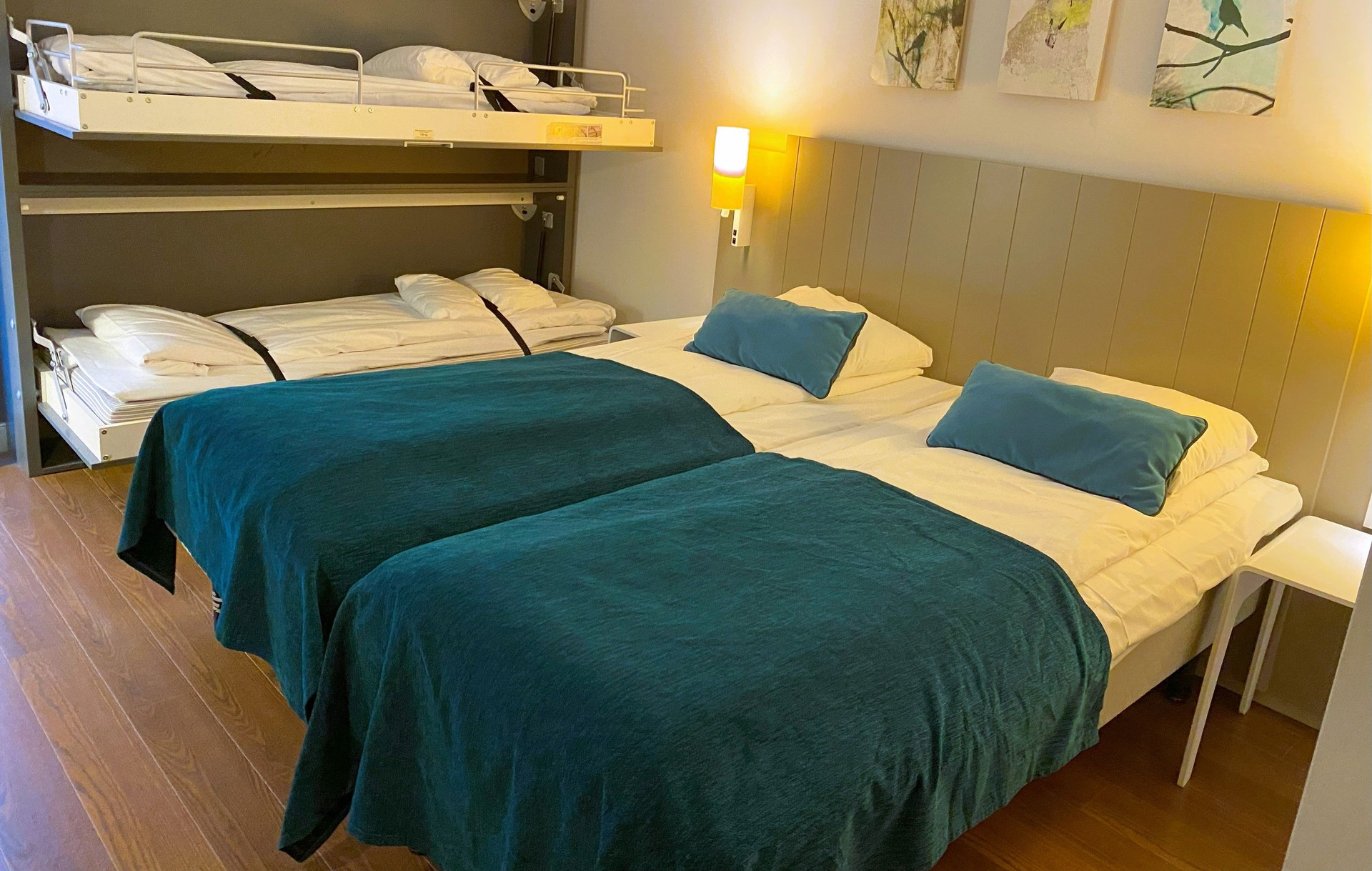 4 bed dorm